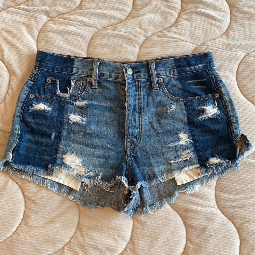 AE High Waisted Shorts - Picture 2 of 7